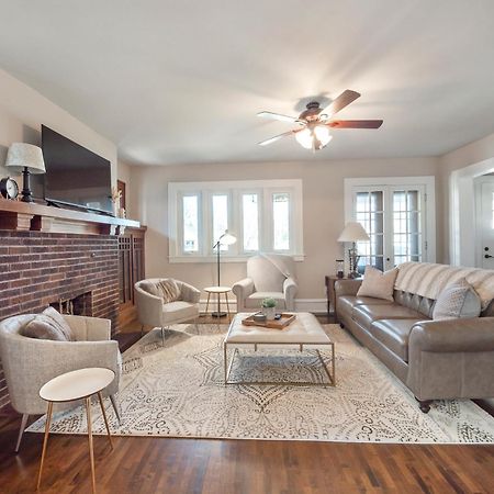 Spanish Charm 4Bed/3Bath Waupaca ภายนอก รูปภาพ