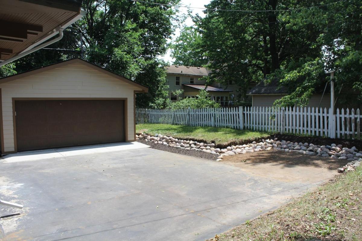 Spanish Charm 4Bed/3Bath Waupaca ภายนอก รูปภาพ