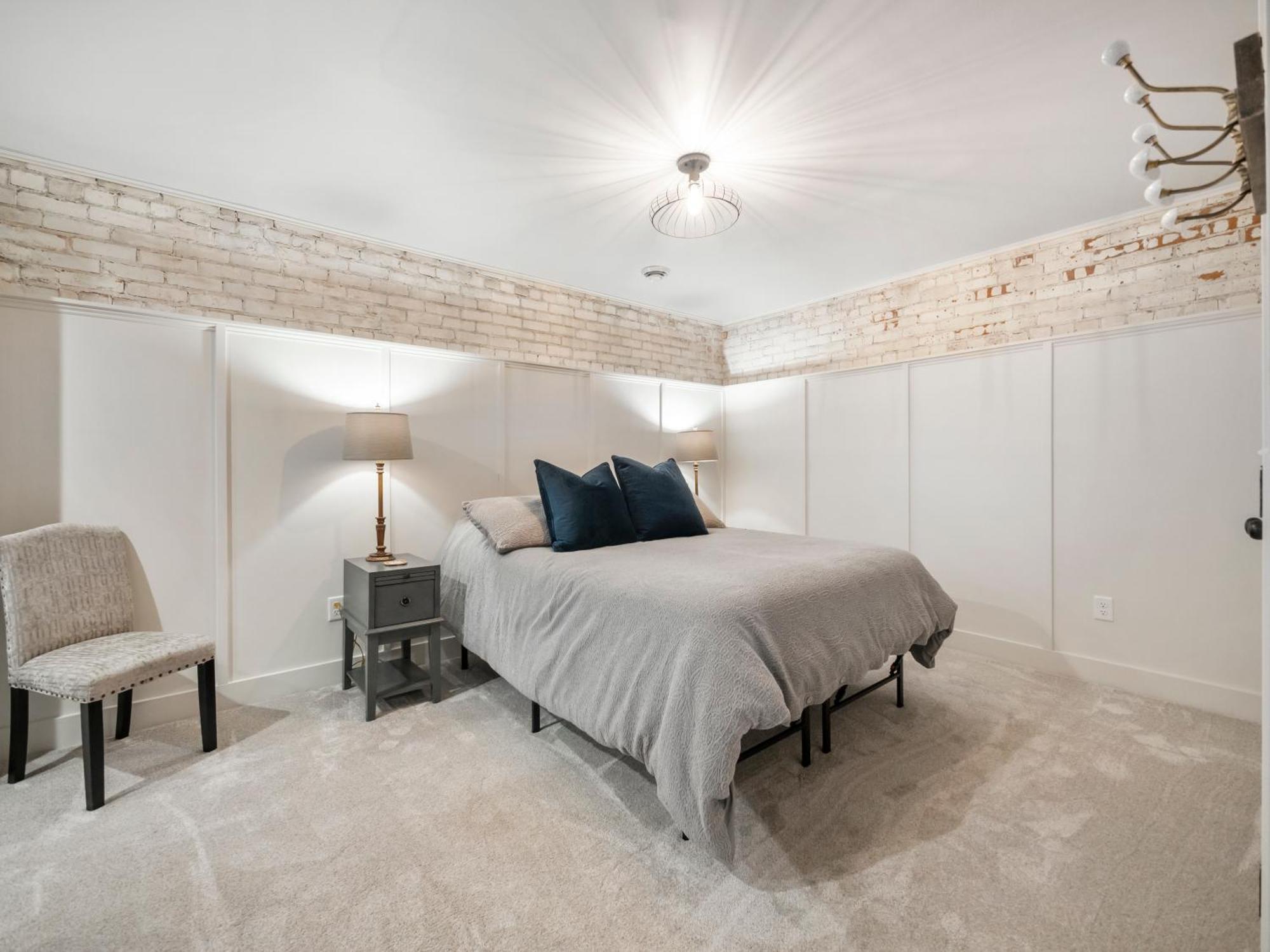 Spanish Charm 4Bed/3Bath Waupaca ภายนอก รูปภาพ